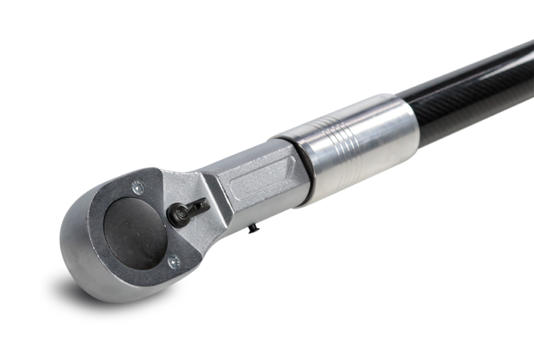 Torquímetro Digital Phoenix III com medição de torque e ângulo, ideal para controle de qualidade e produção industrial – Distribuição M Shimizu